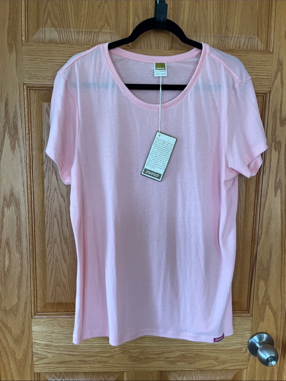 ONNO BEECHWOOD Lightweight Scoop Neck Tee - Pink NWT